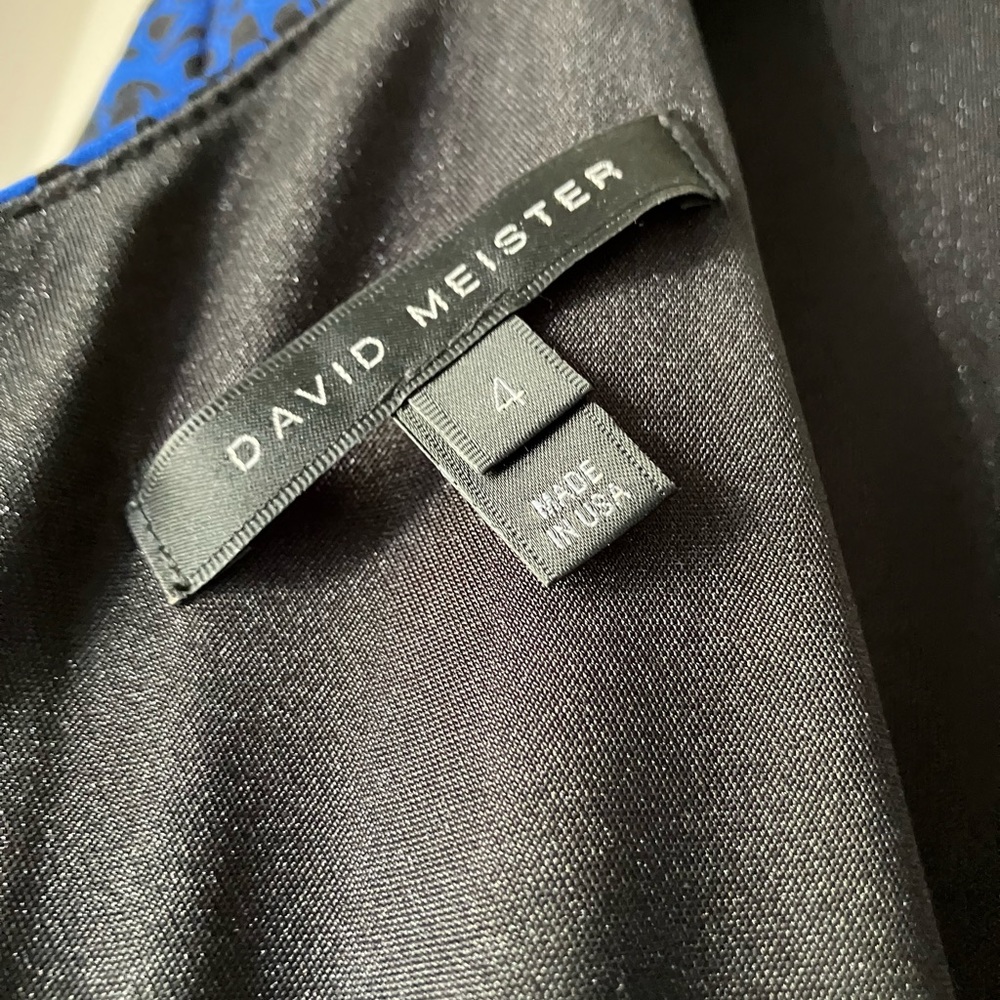 David Meister Flattering Dress in Beautiful blue and black stretchy fabric. - Picture 5 of 5